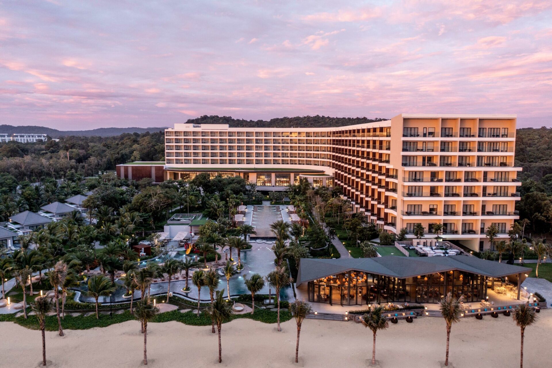 Crowne Phu Quoc - Casta’s Furniture and Cabinet project