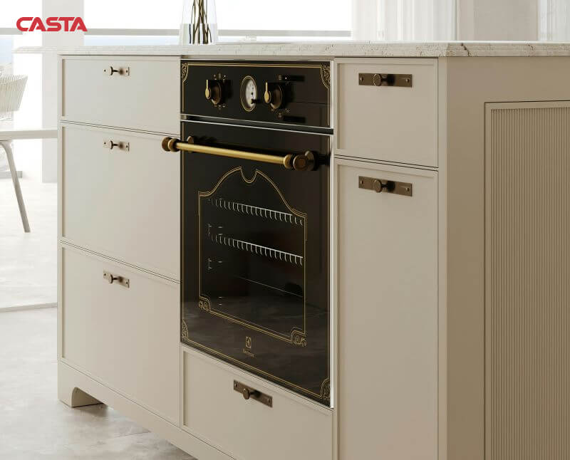 Casta’s Inset Shaker Style Cabinets for Premium Kitchen Design