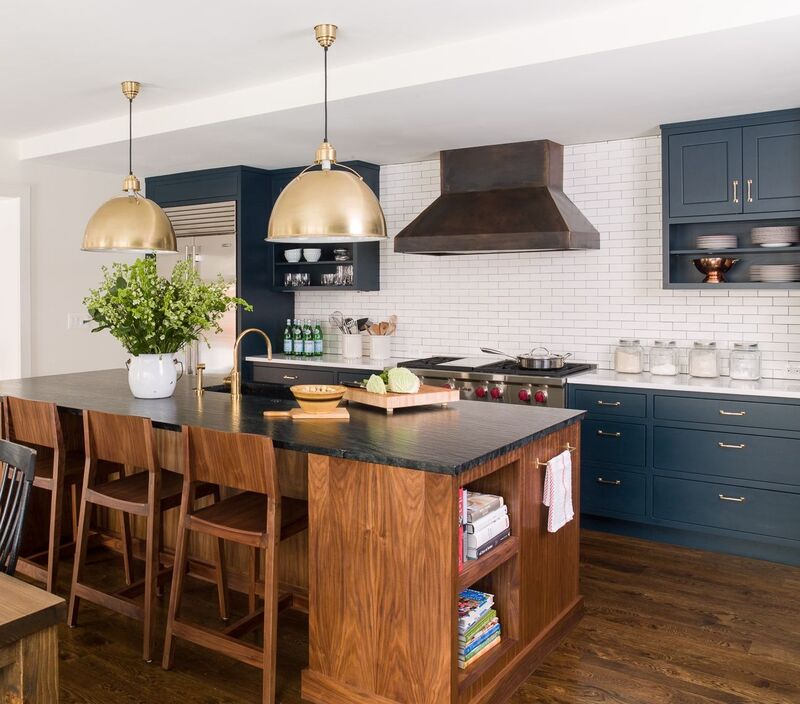 Brown cabinets paired with navy blue accents