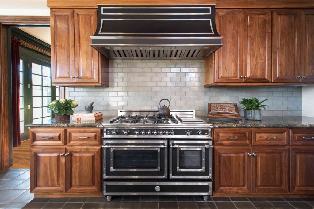 Custom cabinets installed in a modern home, reflecting evolving cabinet market trends and consumer preferences