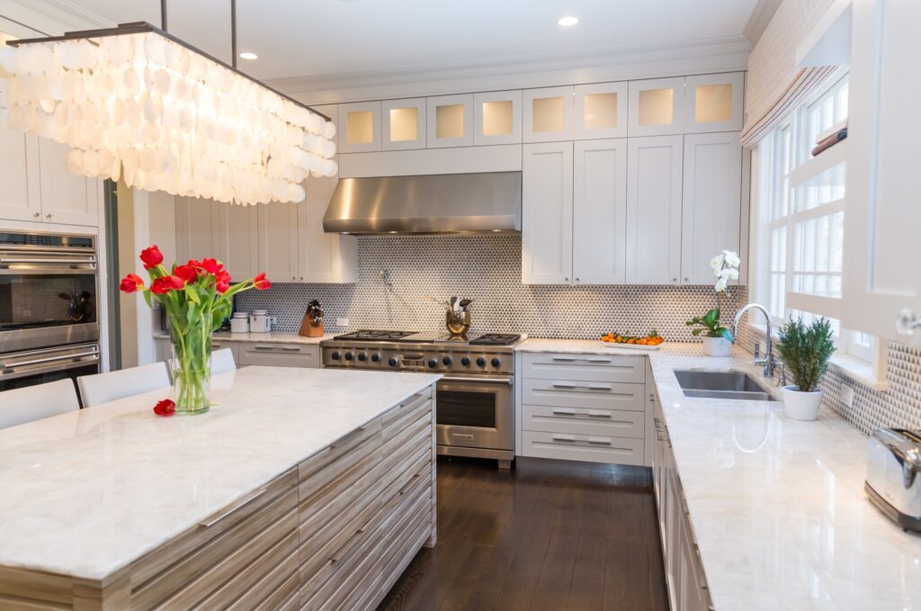 A custom kitchen by Kountry Kraft, a leading cabinet manufacturer in Pennsylvania