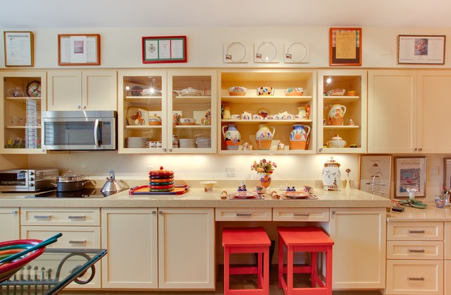 cream kitchen cabinets